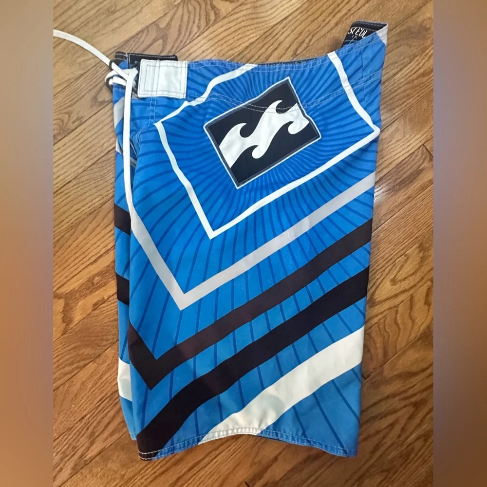 Billabong Blue and Black Board Shorts with Geometric Design - Picture 5 of 9